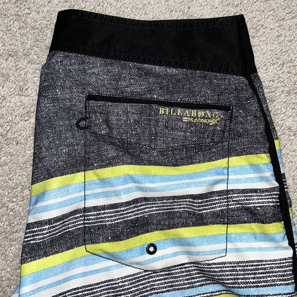Billabong platinum zero gravity stretch blue white green gray stripe 35 size - Picture 6 of 7